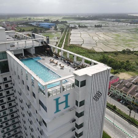 H Elite Design Hotel Kota Bharu Exterior foto
